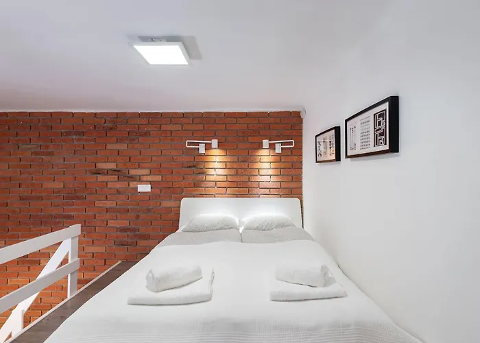 Amazing Kazinczy Flat No. 1