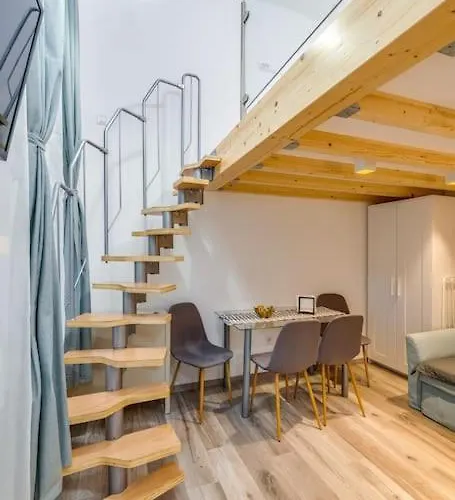 Amazing Kazinczy Flat No. 1 *