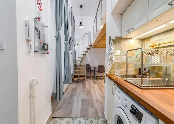 Amazing Kazinczy Flat No. 1 דירה