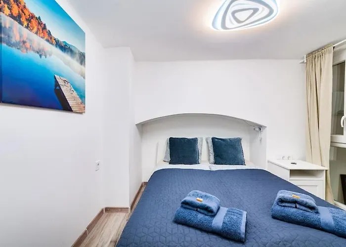 Amazing Kazinczy Flat No. 1