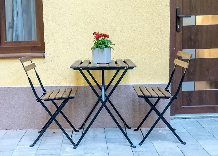 Amazing Kazinczy Flat No. 1