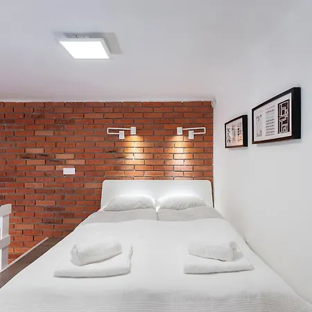 Amazing Kazinczy Flat No. 1