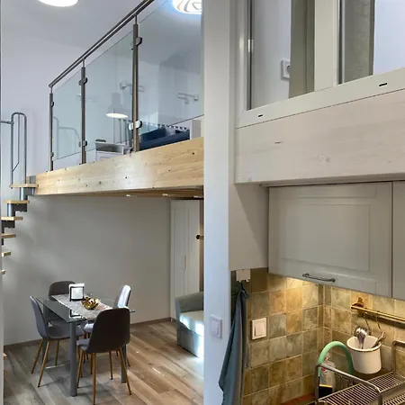 公寓 Amazing Kazinczy Flat No. 1 布达佩斯