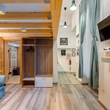 Amazing Kazinczy Flat No. 1 *