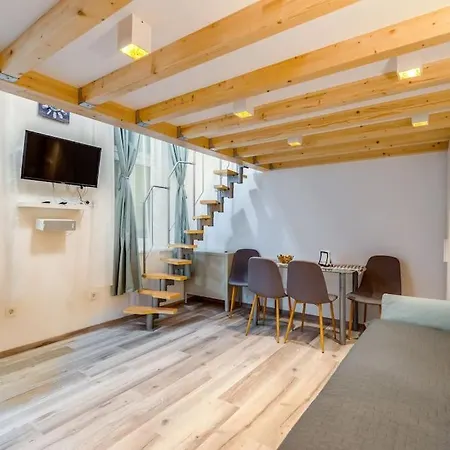 公寓 Amazing Kazinczy Flat No. 1 布达佩斯