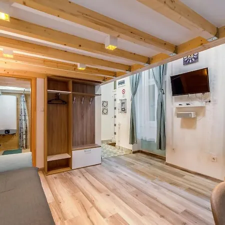 Amazing Kazinczy Flat No. 1 公寓 *