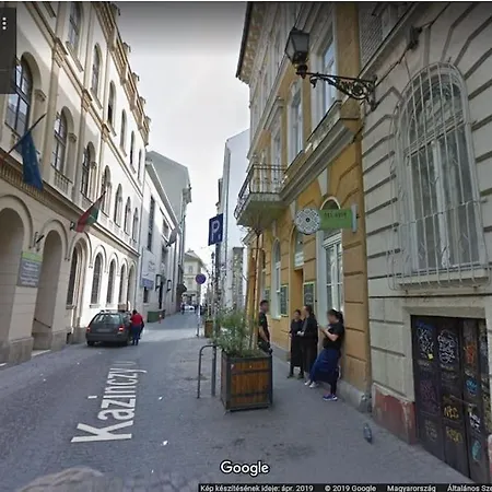 Amazing Kazinczy Flat No. 1 公寓 *