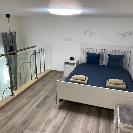 Διαμέρισμα Amazing Kazinczy Flat No. 1