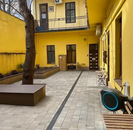 Amazing Kazinczy Flat No. 1 Budapest